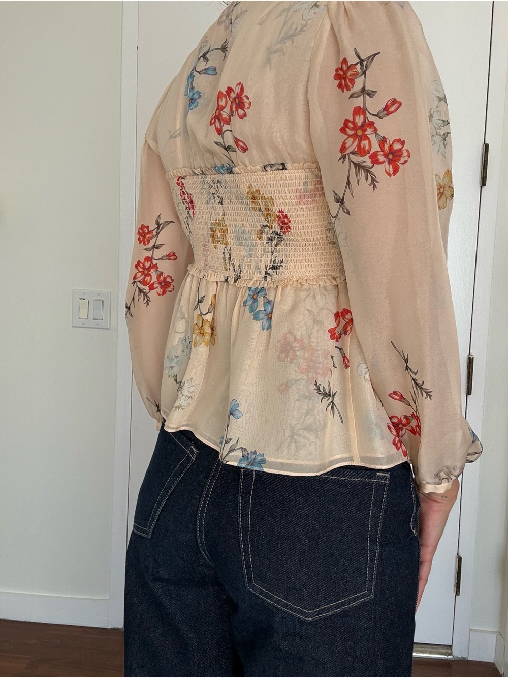 Intermix blouse - Picture 3 of 4